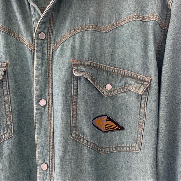 Vintage Quicksilver Denim Chambray Pearl Snap Size M - Picture 5 of 7